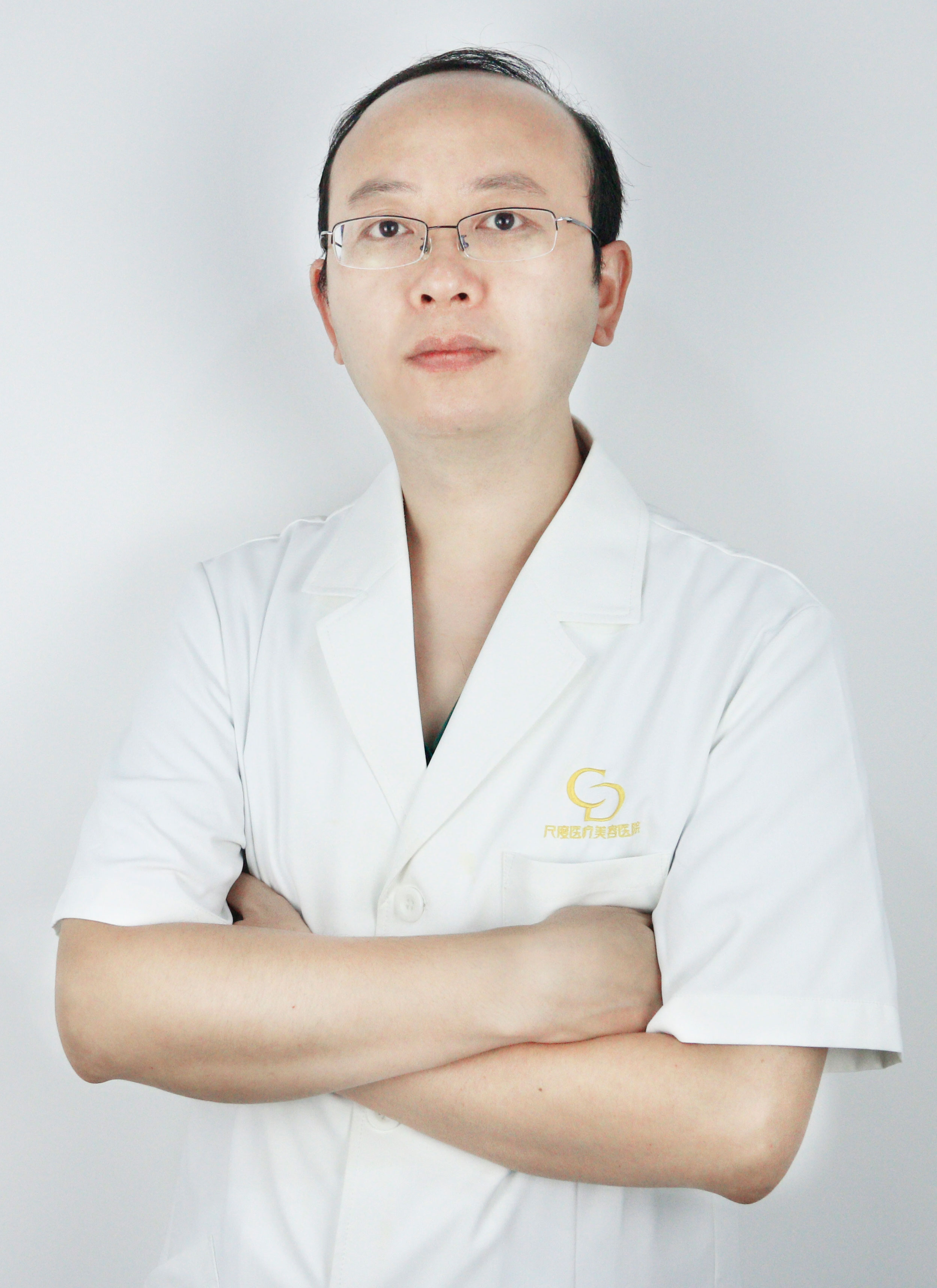 成都注册医师执业证在哪里办(执业医师在成都诊所能不能注册)